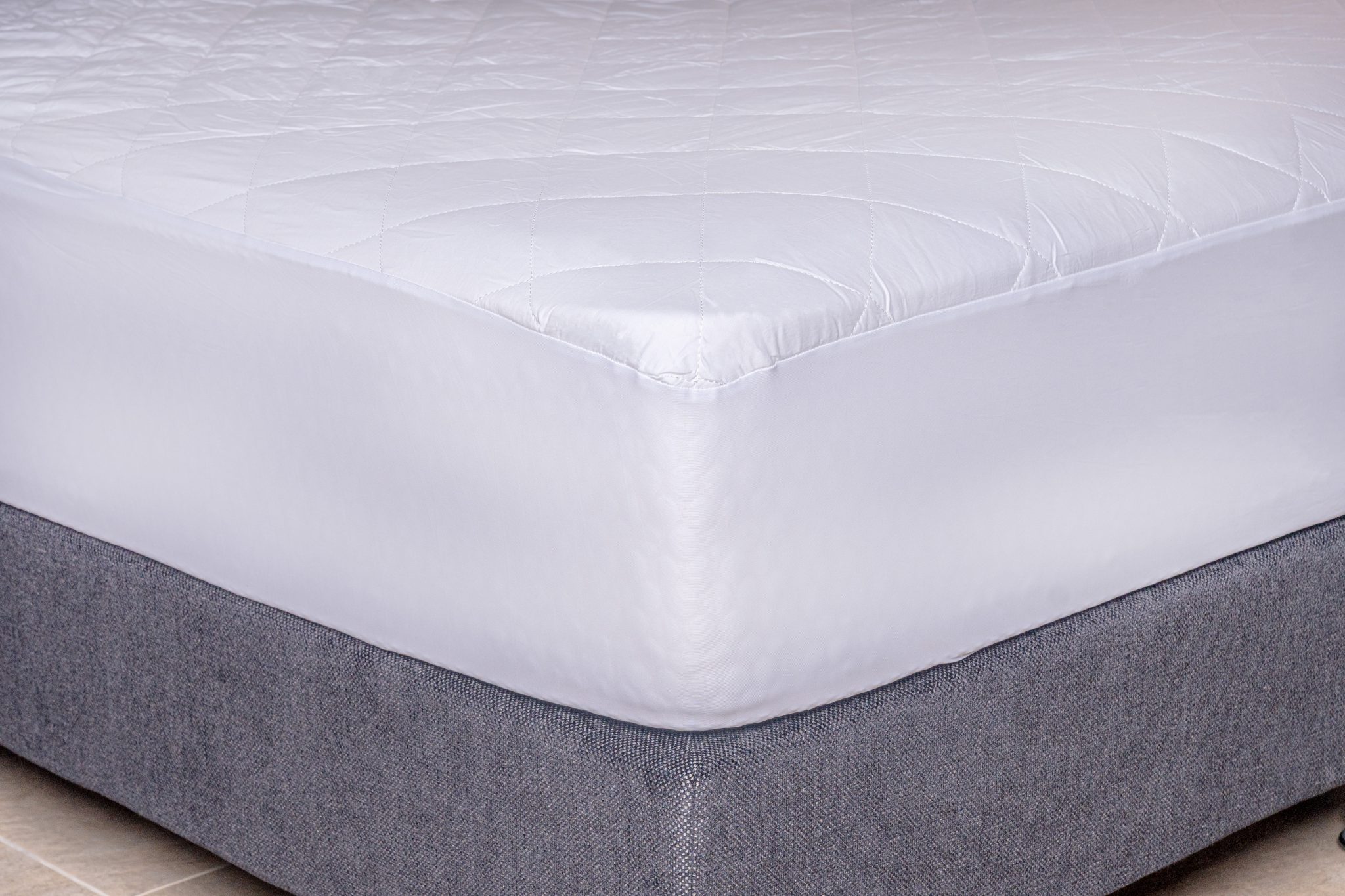 Quilted Cotton Mattress Protector - Bed Center